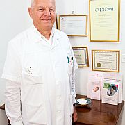 Dr. Luis Eduardo Heer